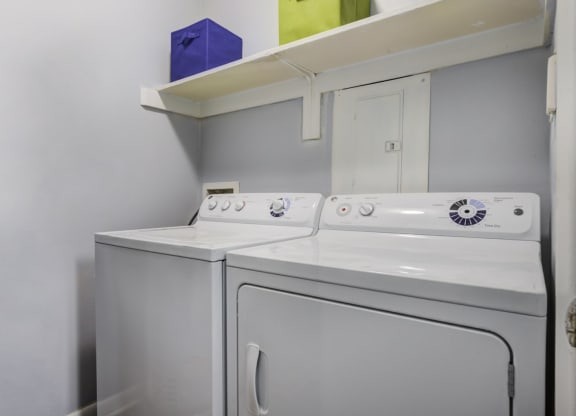 washer and dryer at Laurel Oaks, North Carolina