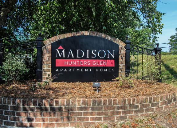 Property signage at Madison Hunters Glen, North Carolina
