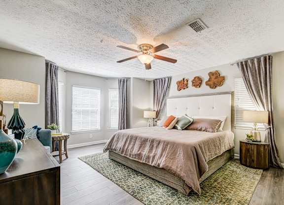 Gorgeous Bedroom at The Veranda, Lawrenceville, GA, 30044