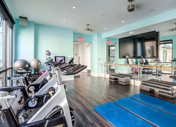 Fitness Center With Modern Equipment at LaVie SouthPark, Charlotte, NC