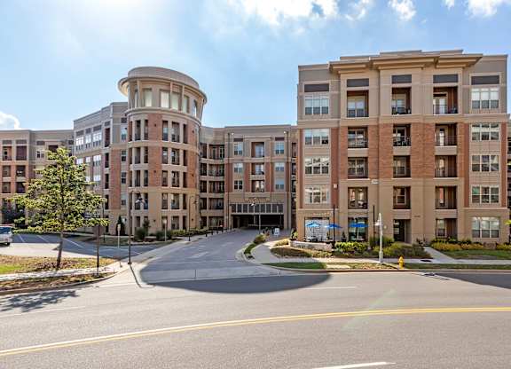 Property Exterior at LaVie SouthPark, Charlotte, NC, 28209