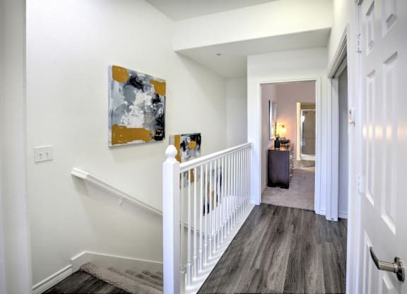upstairs Landing at Landing at Round Rock, Round Rock