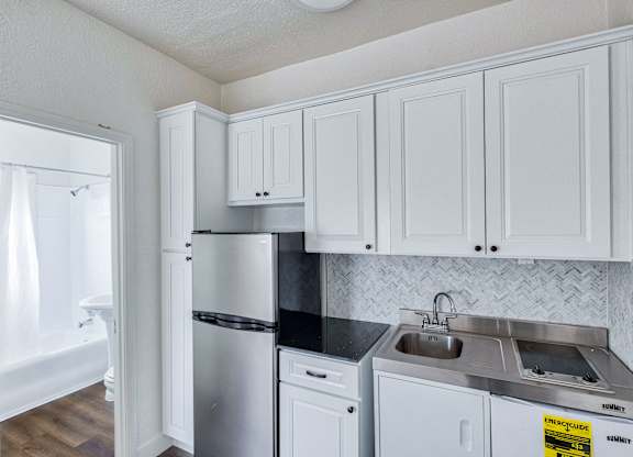 Bachelor Apartment Home