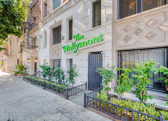 The Hollymont building entrance view