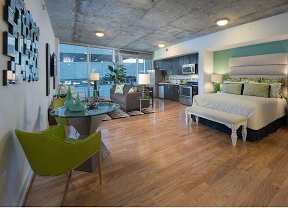 Homes at Skyhouse Channelside are studio, one, two or three bedrooms and all include floor to ceiling windows.