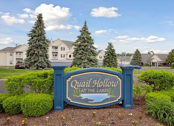 Quail Hollow Monument Sign