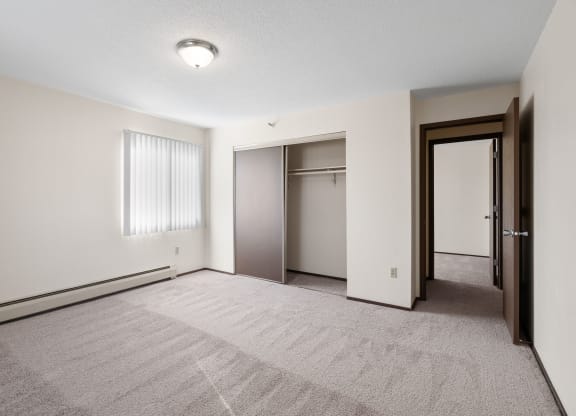 Bedroom with Plush Carpeting