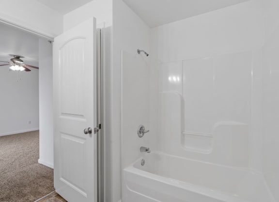 Shower/Bath
