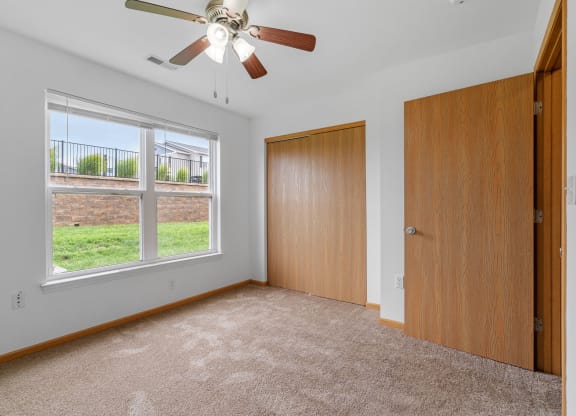 Bedroom with Plush Carpeting