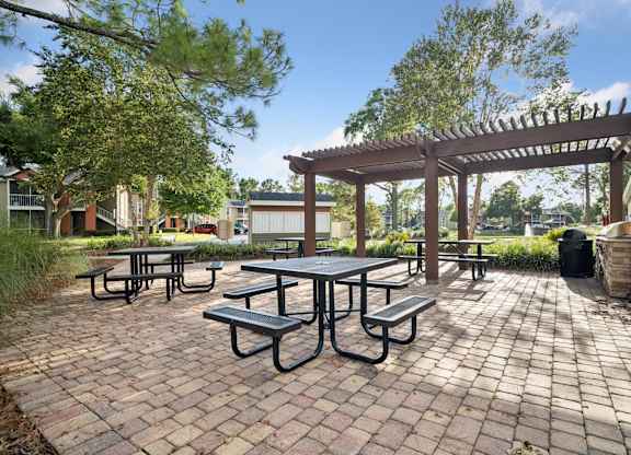 Grilling/Picnic Area