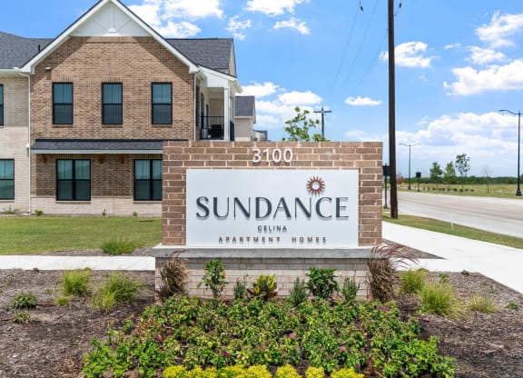 Sundance Celina Monument Sign