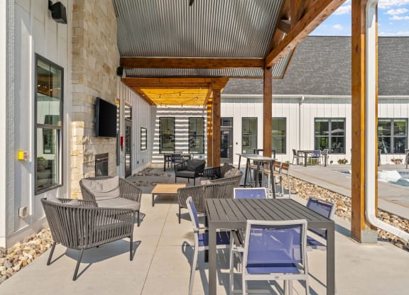 Fireplace Lounge