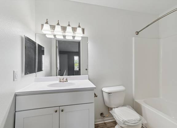 Bathroom with Modern Finishes