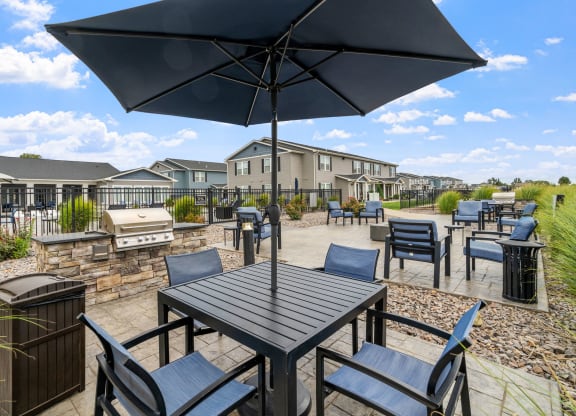 Outdoor Kitchen with Patio Seating