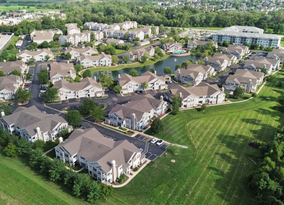 Aerial View of Parkway Lakeside