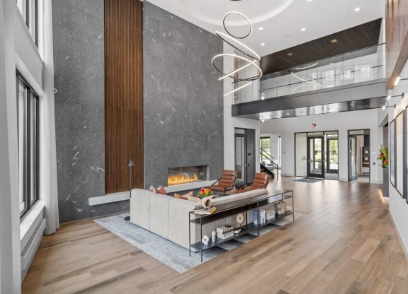 Paravel Lobby