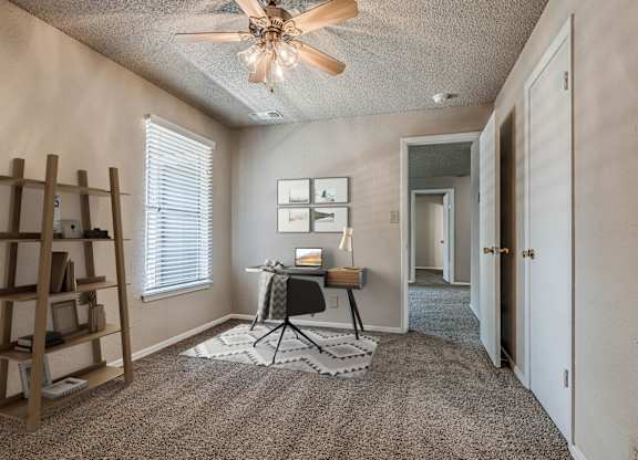 Office with Ceiling Fan