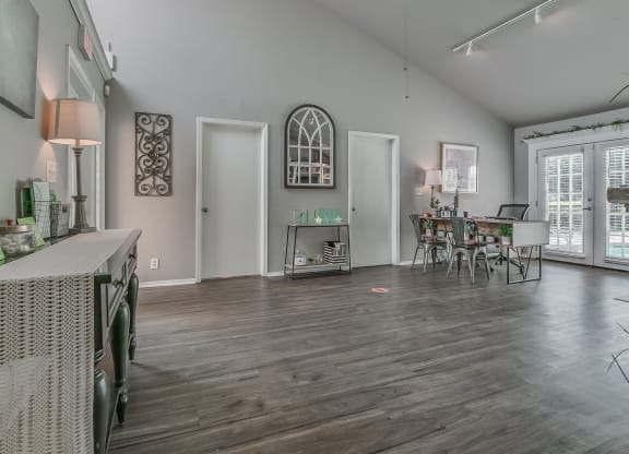 Clubhouse With Vaulted Ceilings