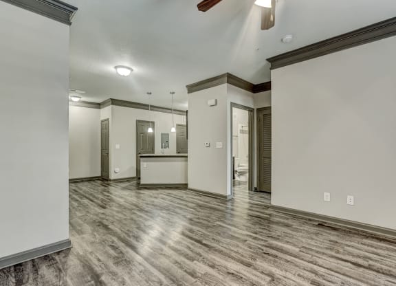Plank Wood-Style Flooring With Crown Molding