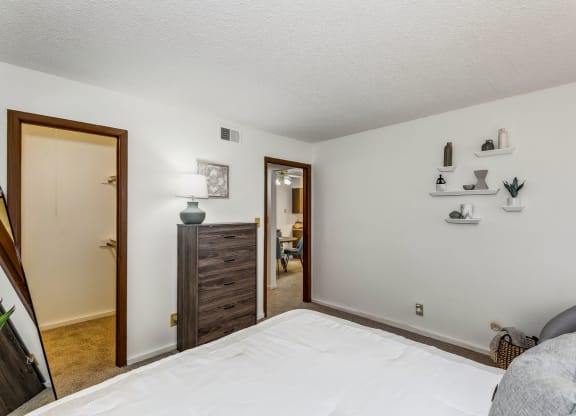 Bedroom with Plush Carpeting
