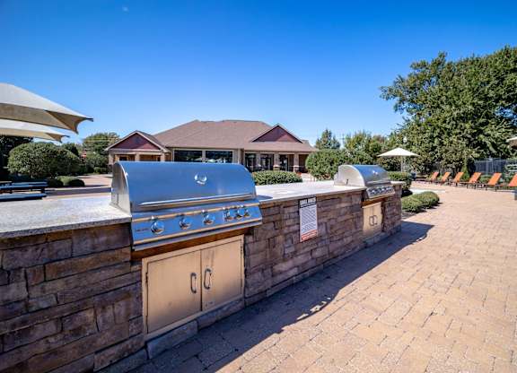 Grilling/Picnic Area