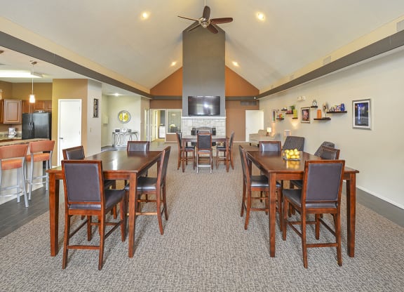 Clubhouse Dining Room and Fireplace with Vaulted Ceilings