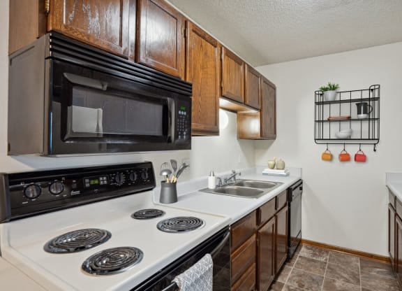 Kitchen with Black and White Appliances