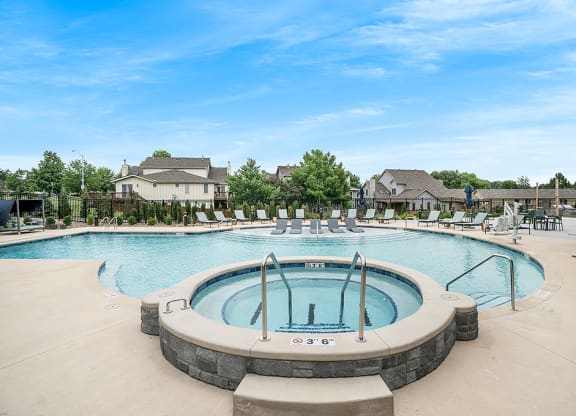 Zero-Entry Pool With Attached Hot Tub