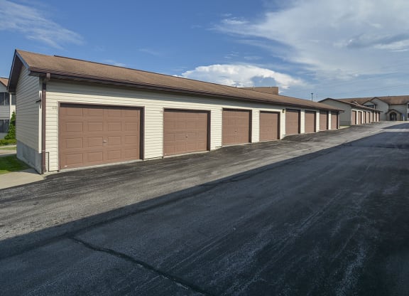 Detached Garages at Grand Reserve