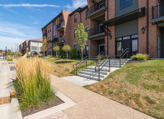 Exterior Of Grand Central Apartment Homes