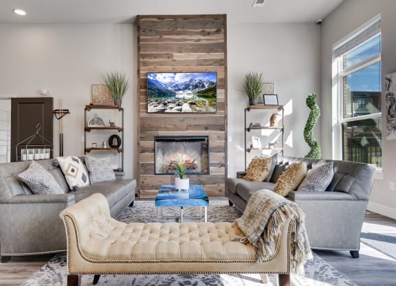 Clubhouse Fireplace Lounge