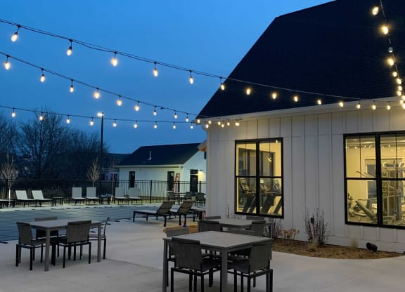 Outdoor Sundeck Lounge
