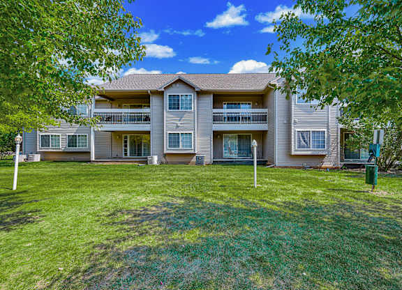 Exterior of Knoxville Pointe