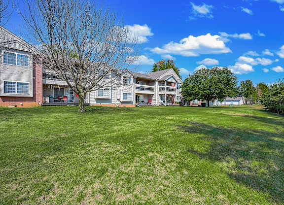 Exterior of Knoxville Pointe