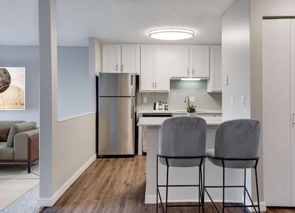 Fully Equipped Kitchen with Stainless Steel Appliances
