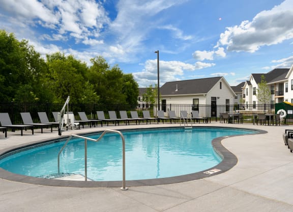 Outdoor Pool & Sundeck