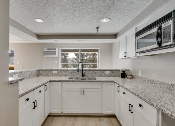 Clubhouse Kitchen