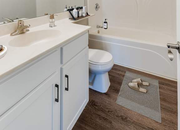 Bathroom with Modern Finishes