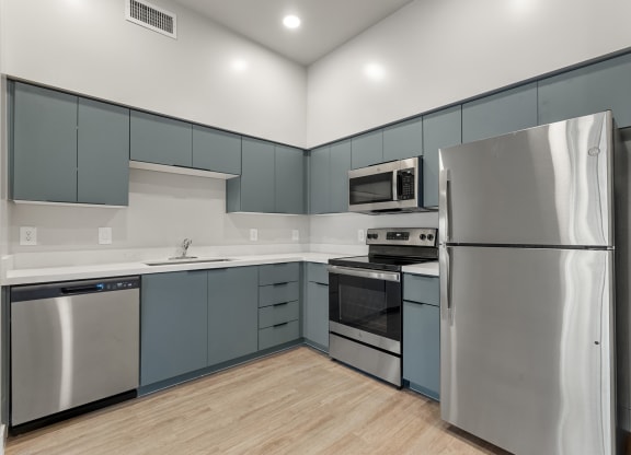 Kitchen Appliances at SECOND AVE COMMONS | BRAND-NEW, Mesa