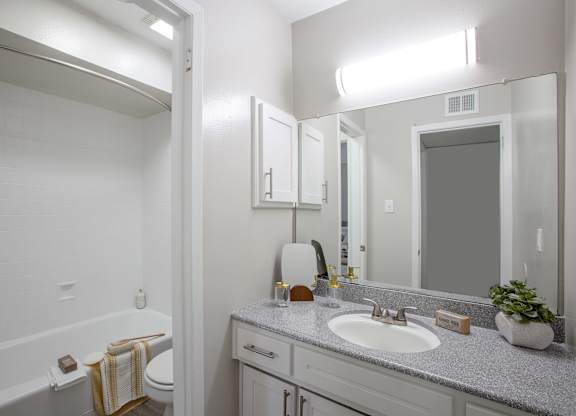 Bathroom at Norte Villas in Albuquerque New Mexico 2023.jpg