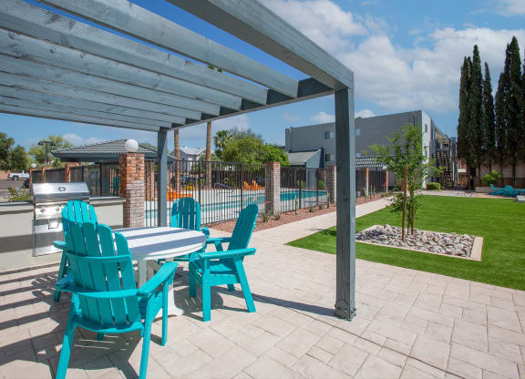 BBQ Grill Area at The Link at 4th Ave Apartments