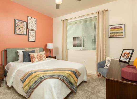 Bedroom at Streamliner 67th in Phoenix Arizona