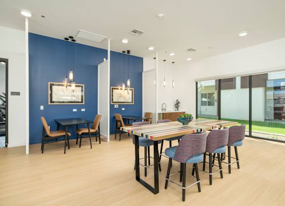 Clubhouse at Streamliner 67th in Phoenix Arizona