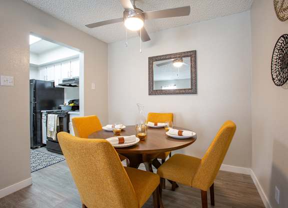 Dining Area at Norte Villas in Albuquerque New Mexico