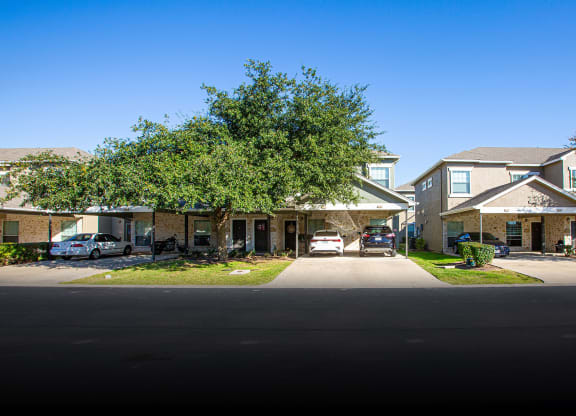 Exterior of Links at Forest Creek in Round Rock Texas near Austin