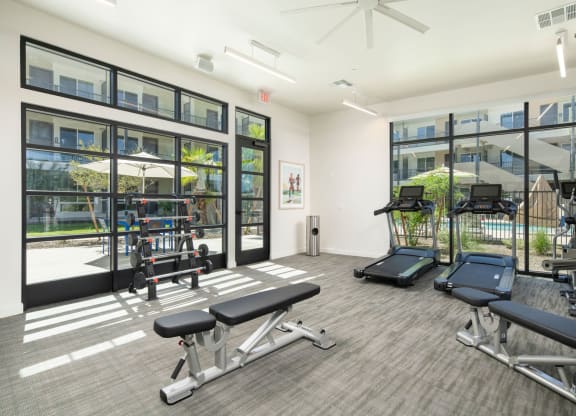 Fitness Center at Streamliner 16th Apartments in Phoenix