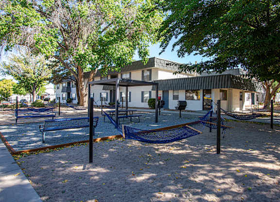 Hammock Courtyard at Norte Villas in Albuquerque New Mexico