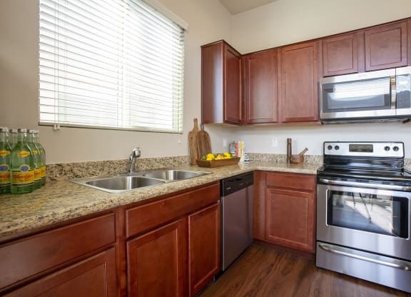 Kitchen Appliances at Casitas at San Marcos in Chandler AZ Nov 2020