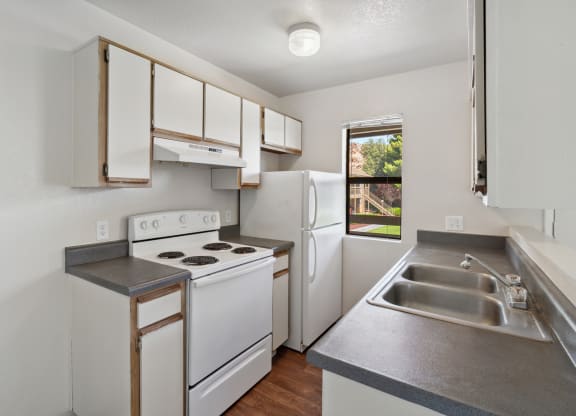 Kitchen at Kingman Station Apartments