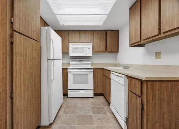 Kitchen at Townhomes on the Park Apartments in Phoenix AZ Nov 2020